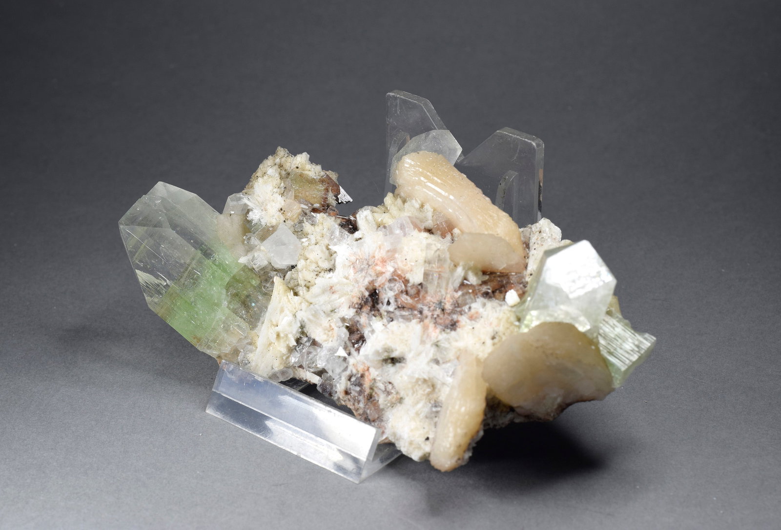 Fine Apophyllite and stilbite on trap matrix - 5
