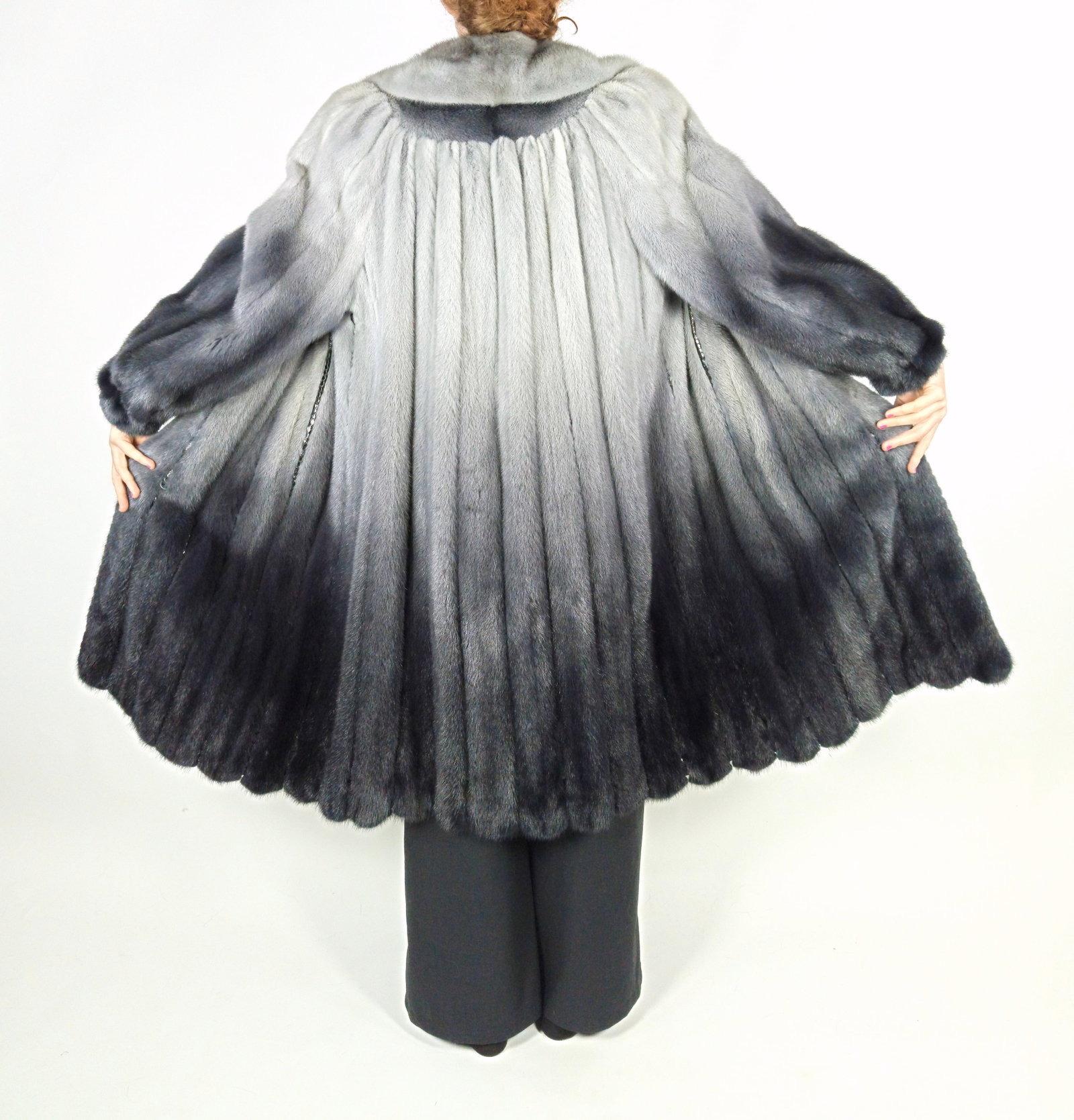 DEGRADE MINK FUR COAT SNAKE SKIN PANELS EU: L ; US: 16 - 5