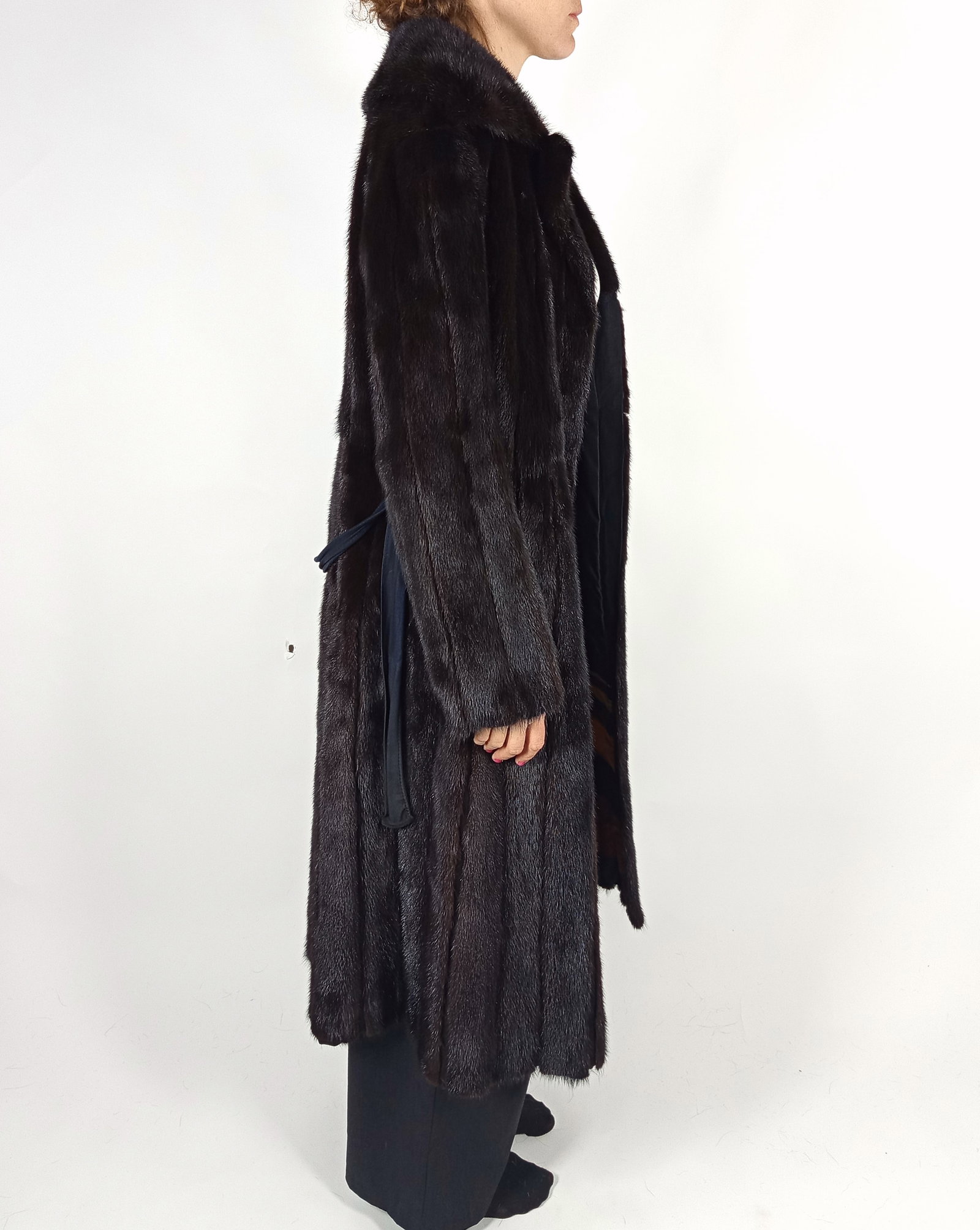 SAGA MAHOGANY MINK FUR COAT EU: L ; US: 16 - 8