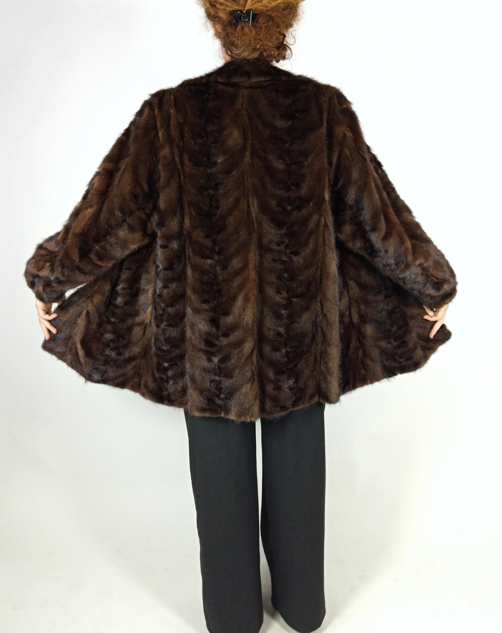BROWN MINK FUR JACKET EU: XL ; US: 20 - 5