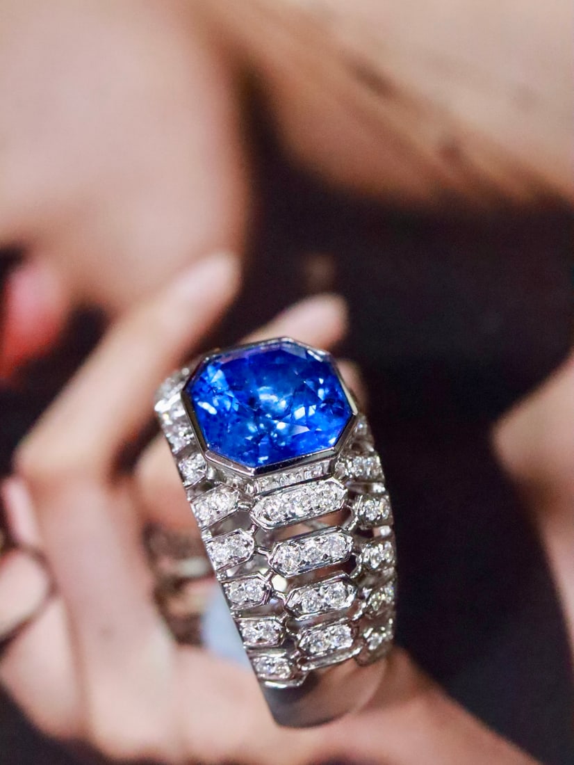 18K Gold Natural Sapphire Ring - 3