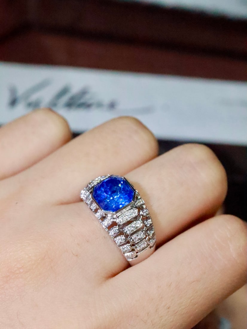 18K Gold Natural Sapphire Ring - 6