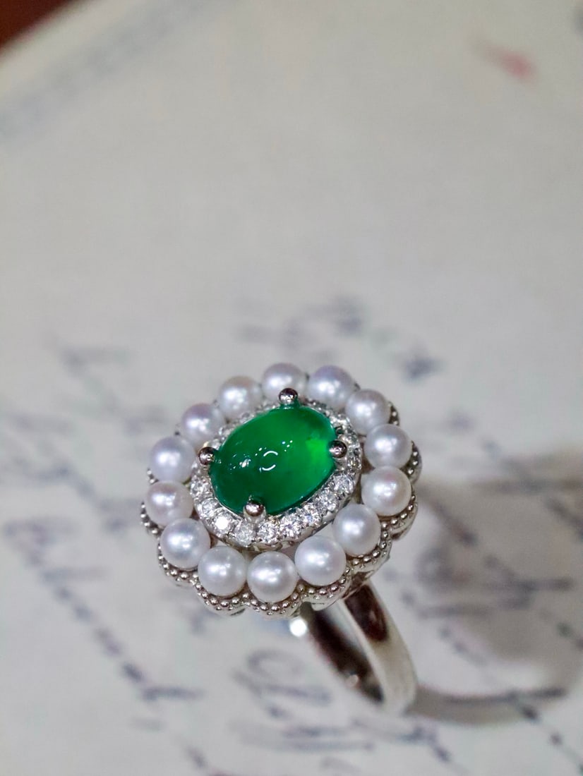 18K Gold Emerald Ring - 4