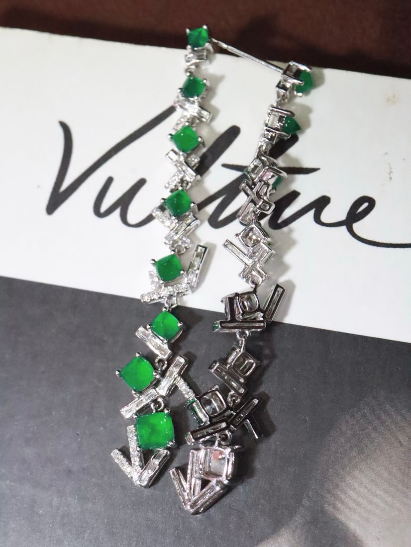 18K Gold Emerald Earrings - 4