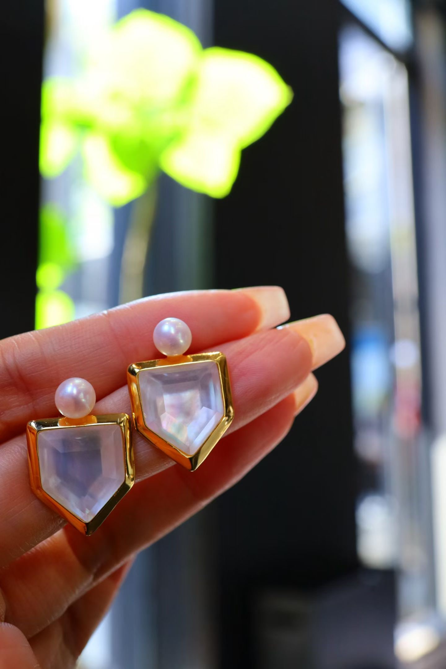 Sterling Silver White Mother-of-Pearl Earrings - 3