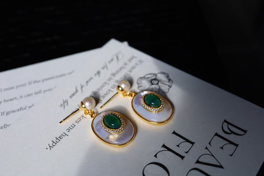 Natural Green Chalcedony and Natural White Mother-of-Pearl Earrings - 2