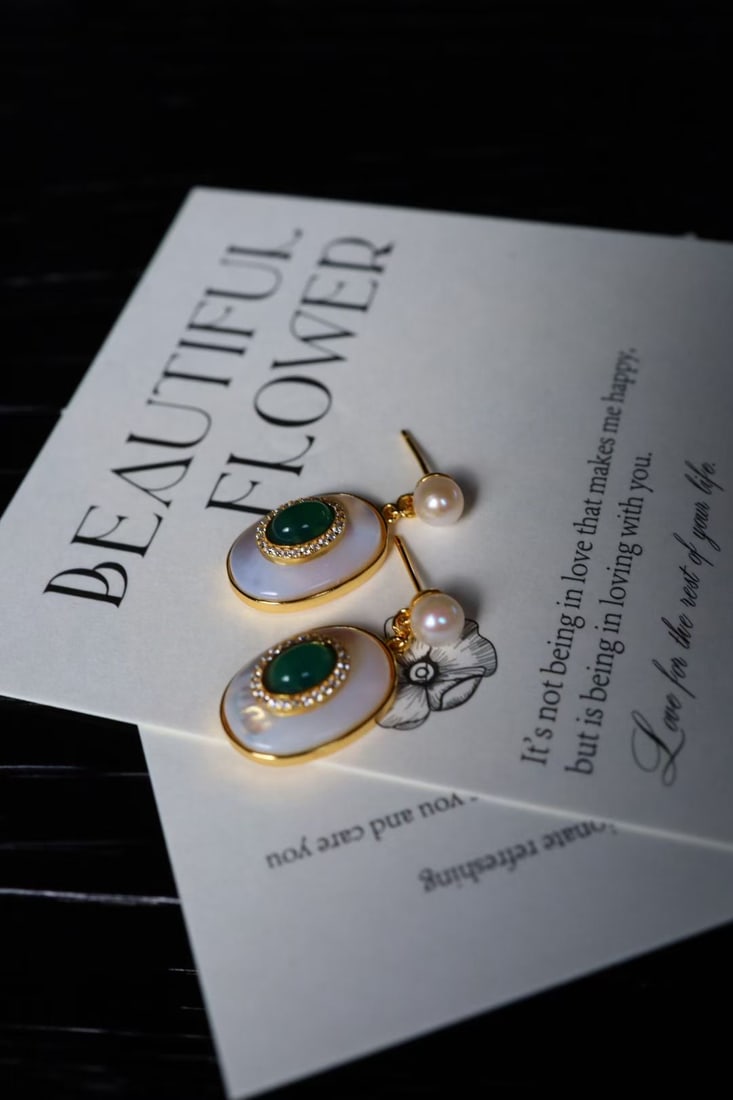 Natural Green Chalcedony and Natural White Mother-of-Pearl Earrings - 3