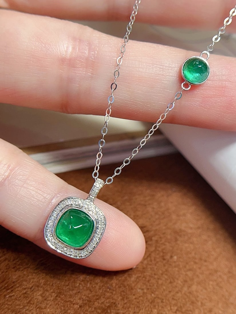 18K Gold Emerald Necklace - 3