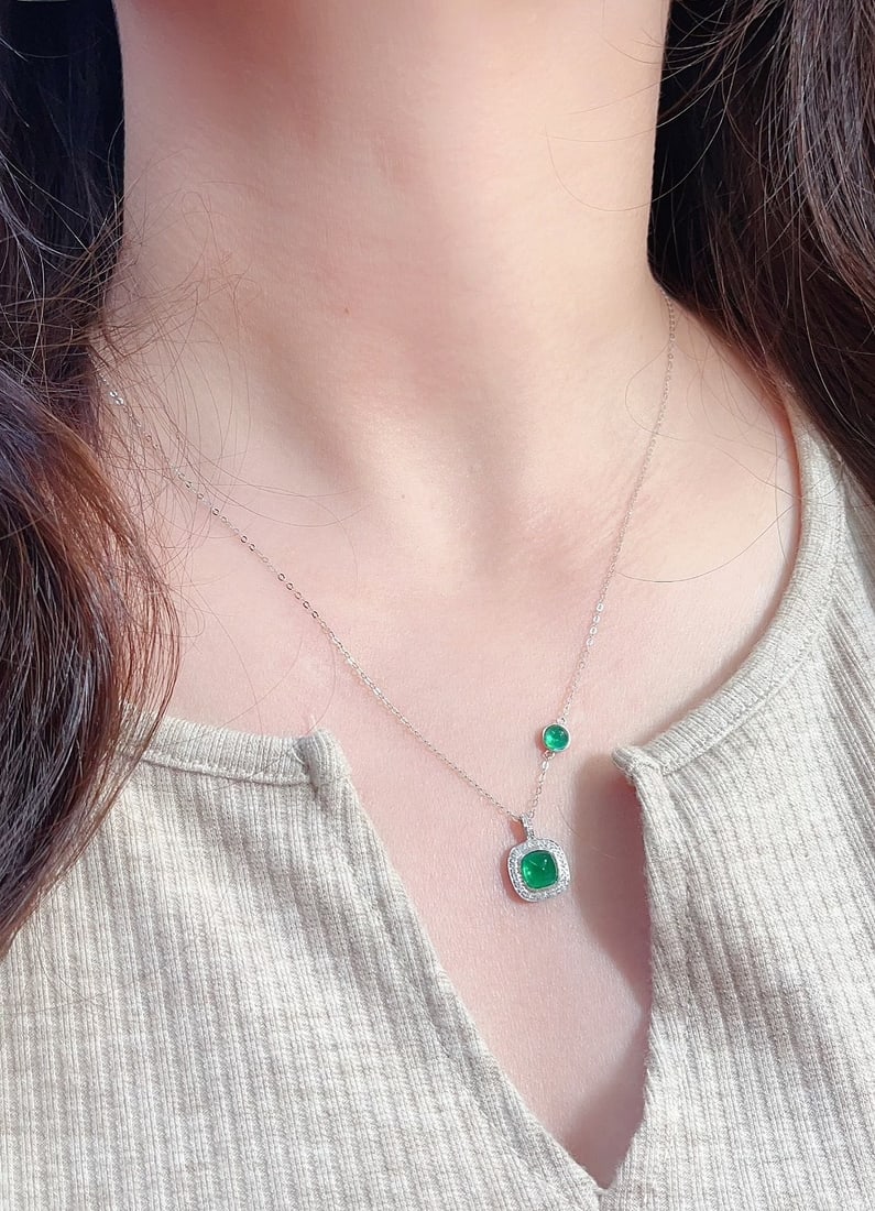 18K Gold Emerald Necklace - 5