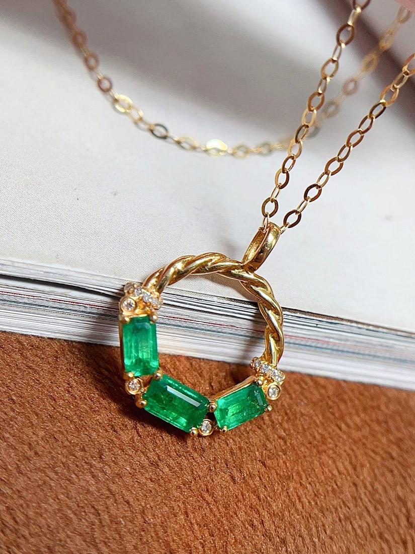 18K Gold Emerald Necklace - 3