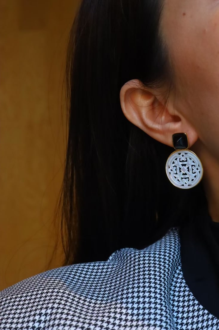Natural White Mother-of-Pearl Earrings - 3