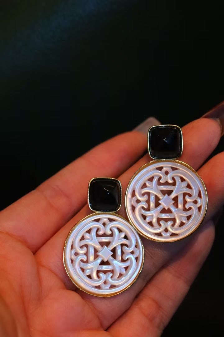Natural White Mother-of-Pearl Earrings - 6