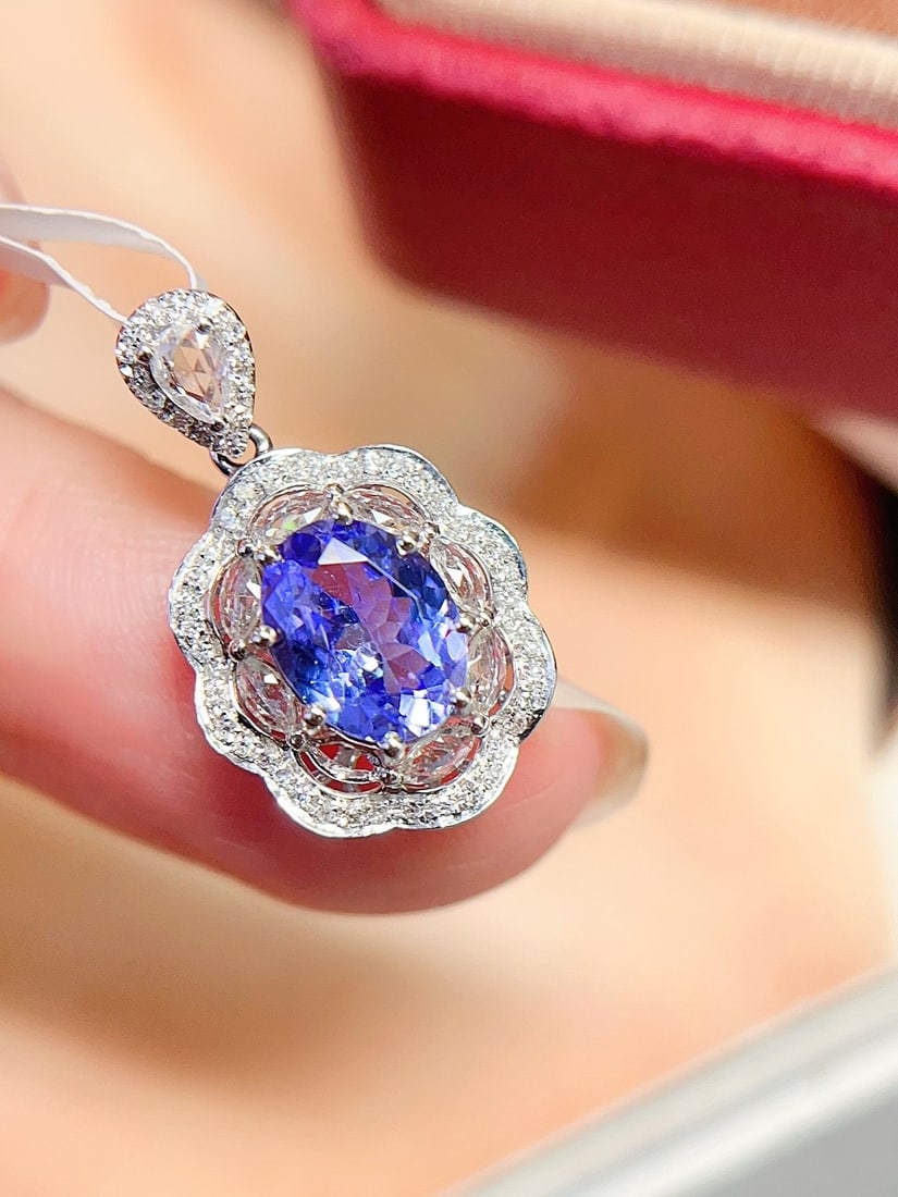 18K Gold Tanzanite Pendant - 2