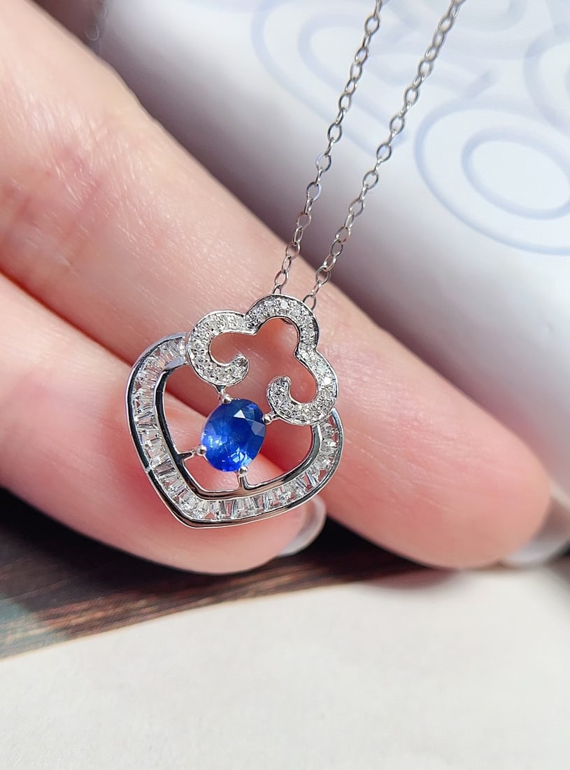 18K Gold Rich Blue Sapphire Collarbone Necklace - 3