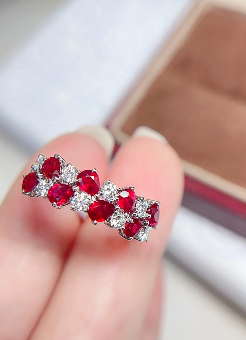 18K Gold Pigeon Blood Red Ruby Ring - 3