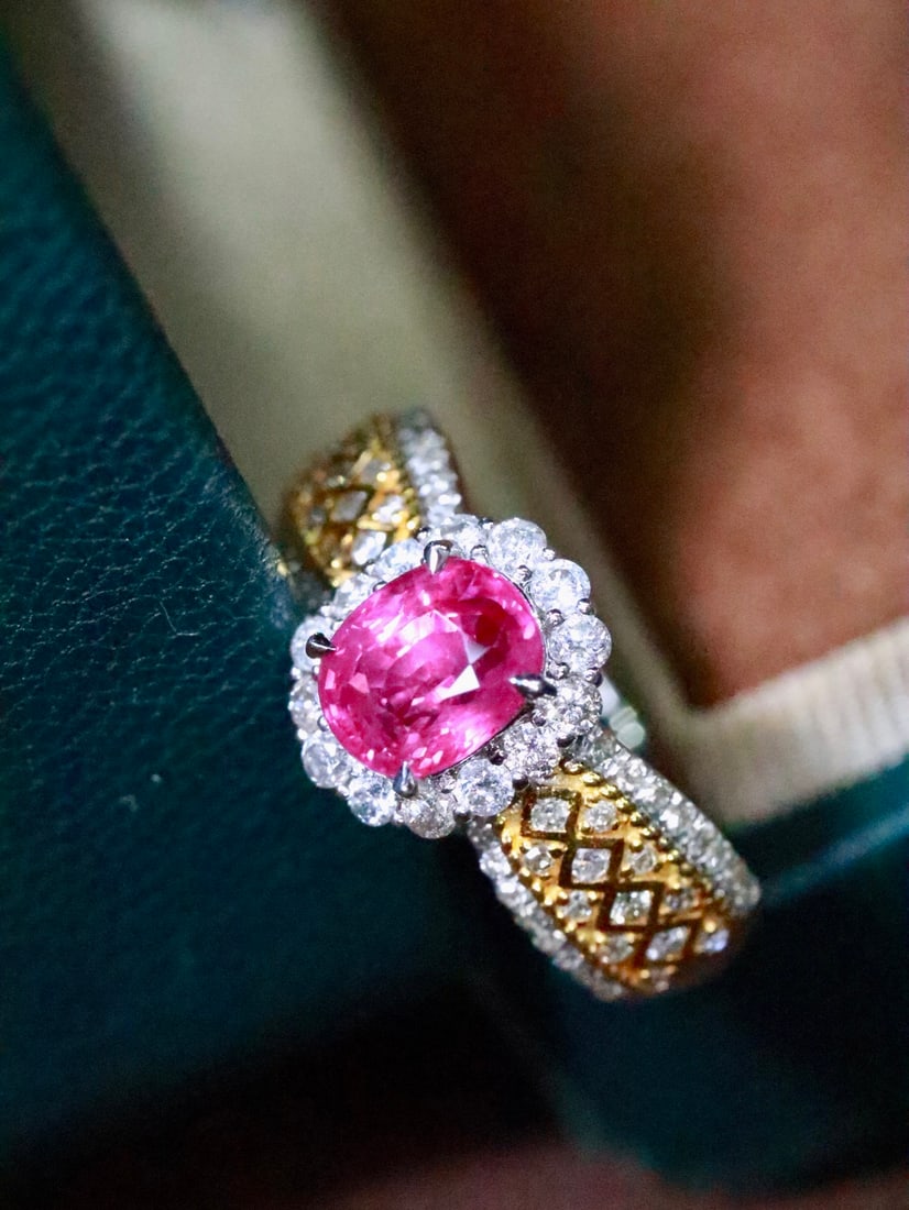 18K Gold Natural Unheated Ruby Ring - 4
