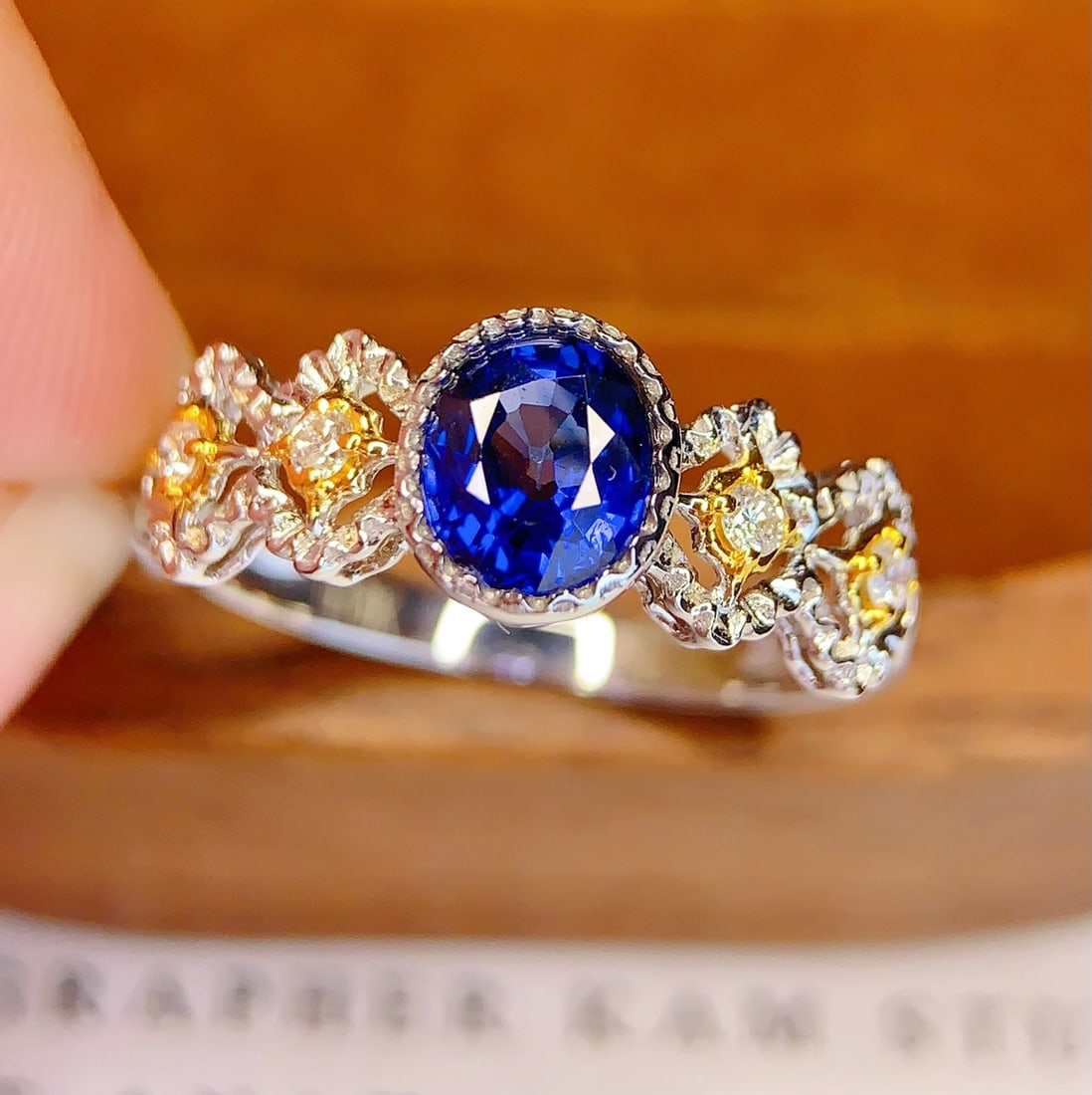 18K Gold Natural Sapphire Ring - 4