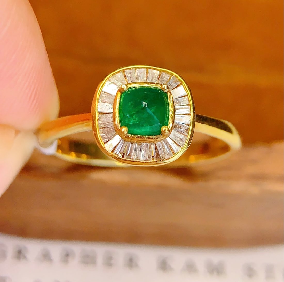 18K Gold Natural Emerald Ring - 4