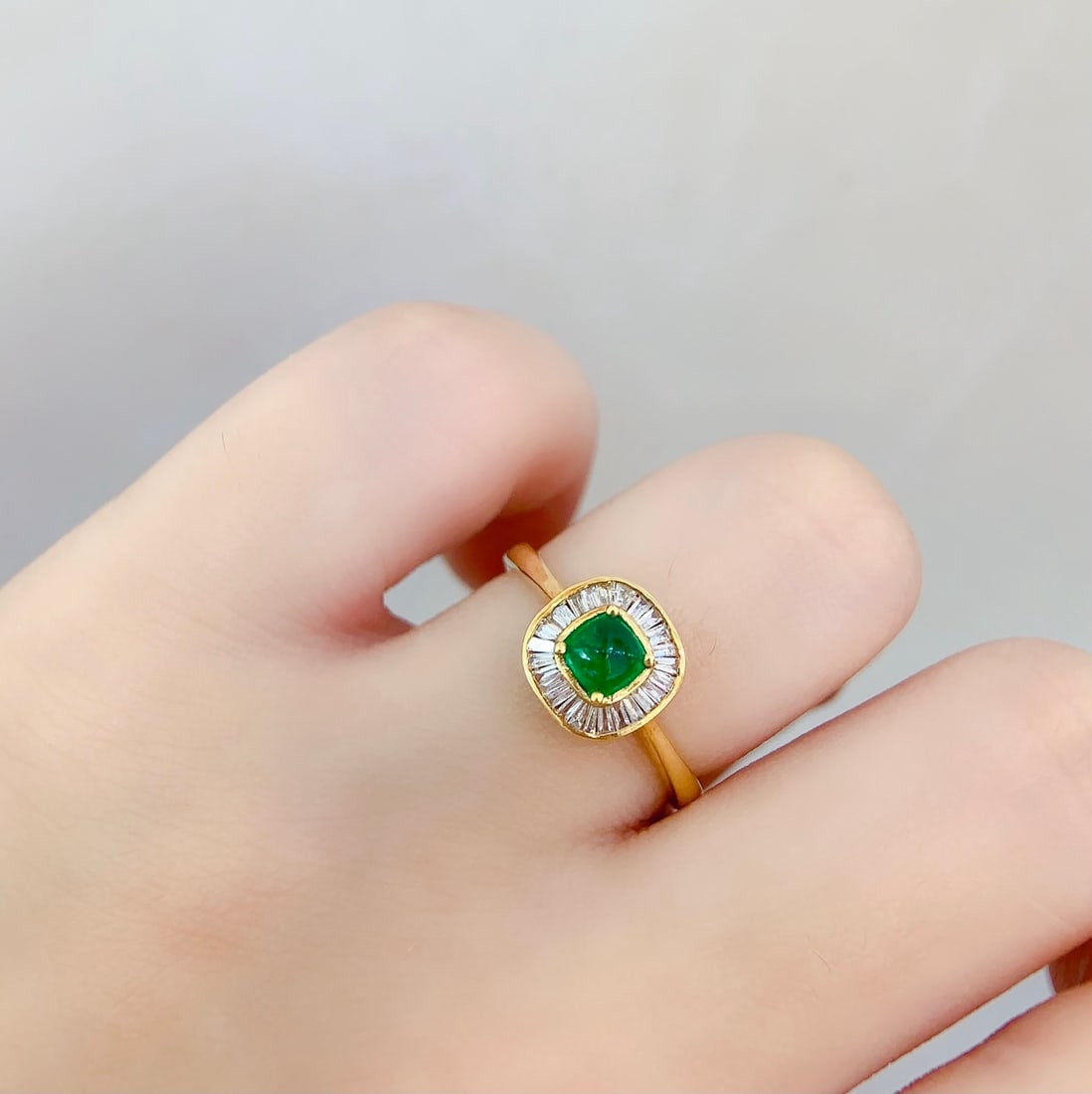 18K Gold Natural Emerald Ring - 6