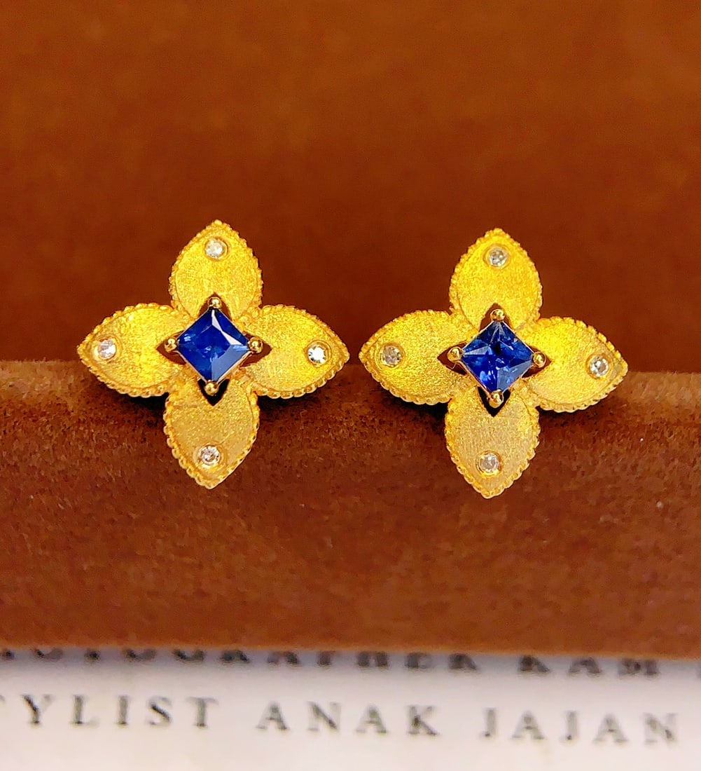 18K Gold Natural Sapphire Earrings - 5