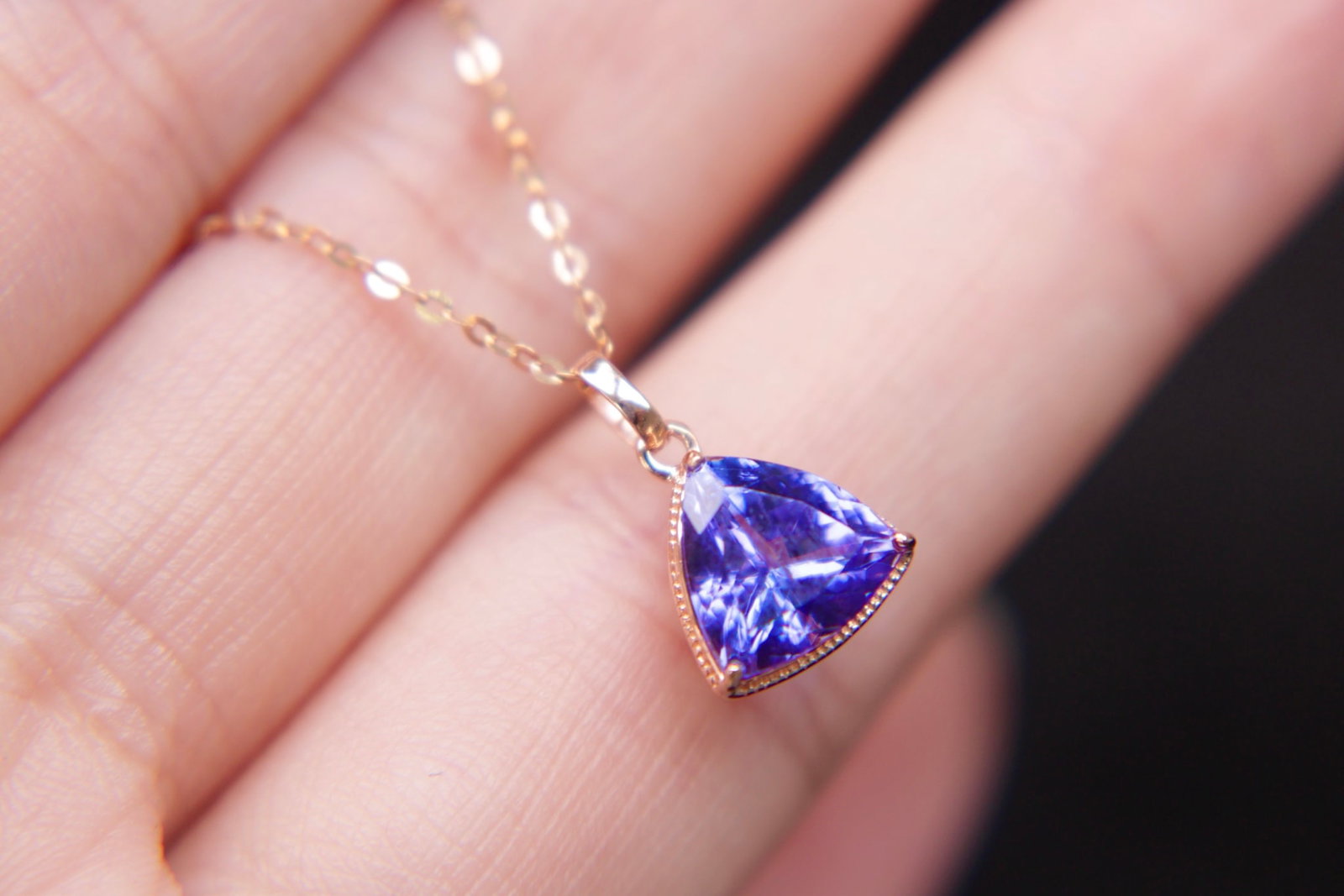 18K Gold Natural Tanzanite Pendant - 2
