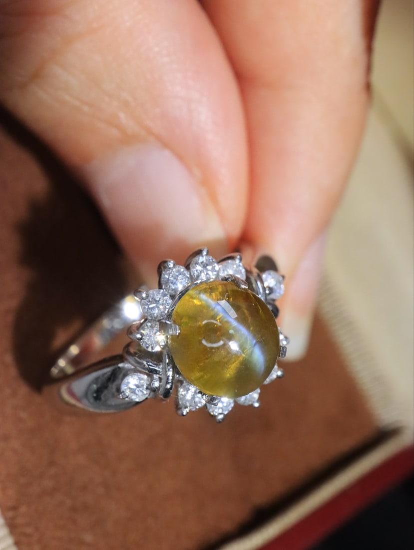 Platinum Chrysoberyl Cat's Eye Ring - 2