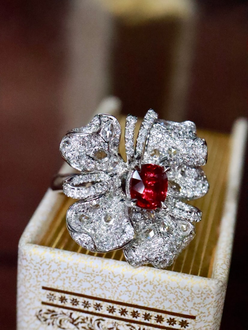 Platinum Natural Ruby Ring - 3