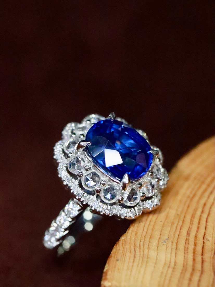 Platinum Natural Sapphire Ring - 2
