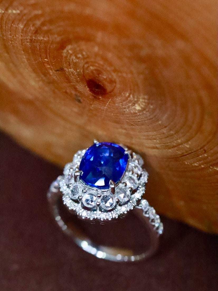 Platinum Natural Sapphire Ring - 4
