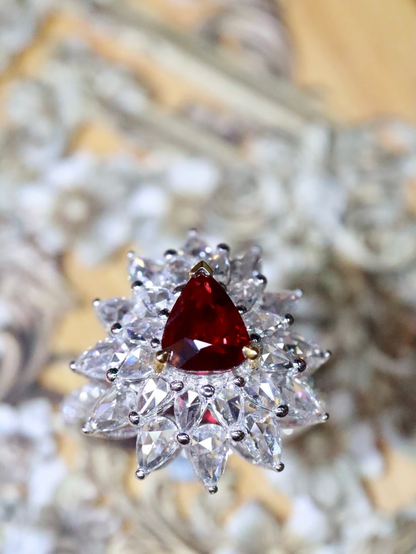 18K Gold Natural Unheated Ruby Ring - 5