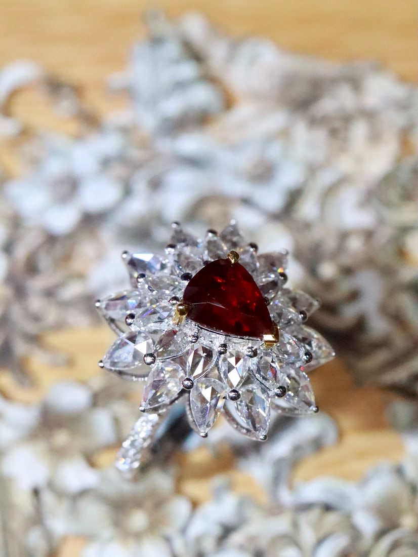 18K Gold Natural Unheated Ruby Ring - 6