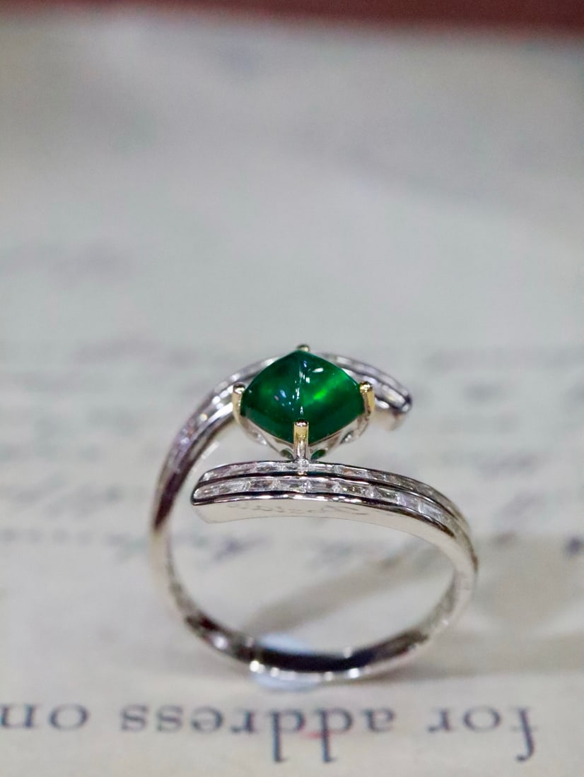 18K Gold Natural Emerald Ring - 7