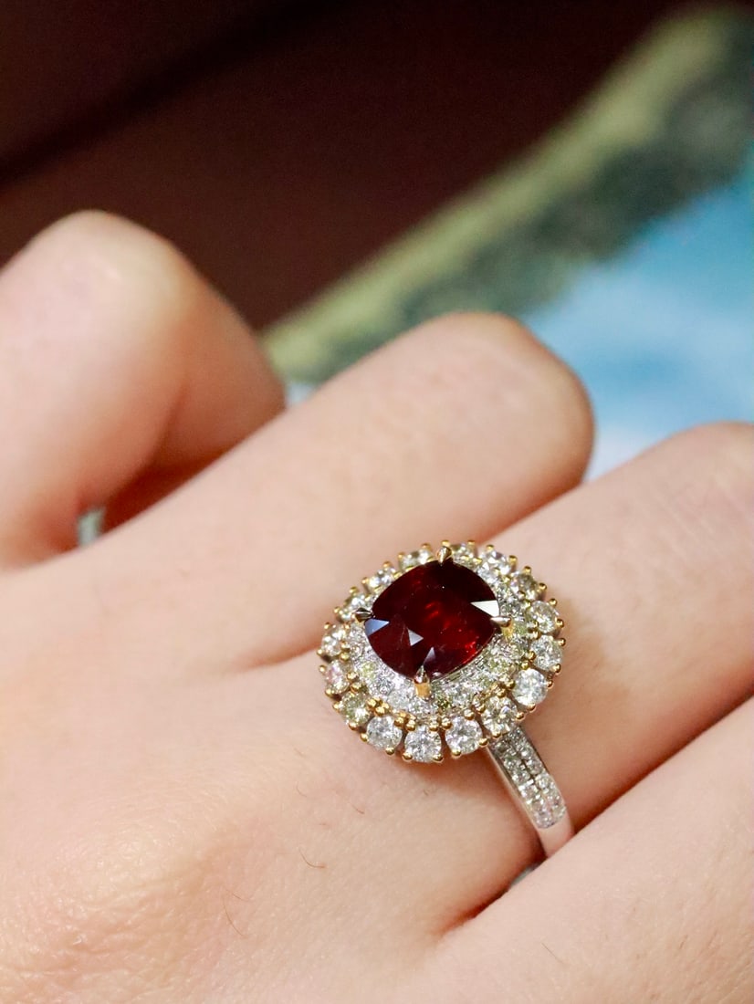 18K Gold Natural Ruby Ring - 2