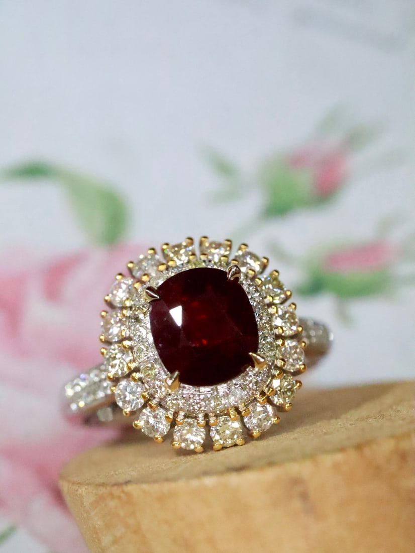 18K Gold Natural Ruby Ring - 5