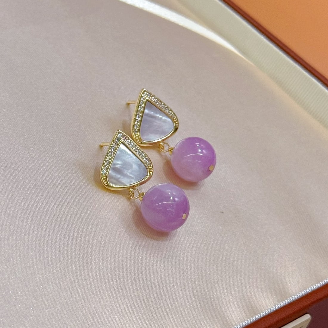 Natural Kunzite and Mother-of-Pearl Earrings - 8