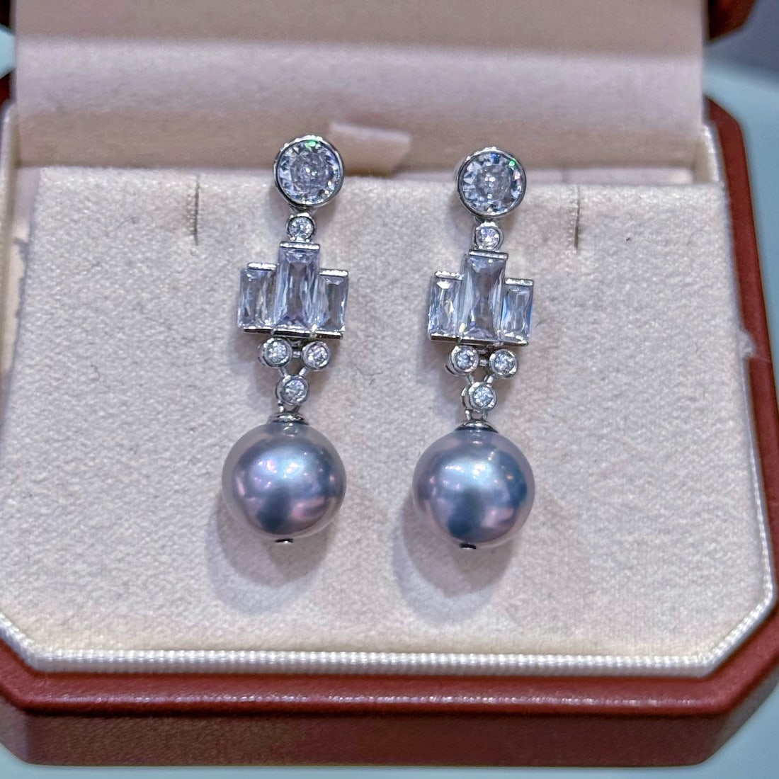 High-Quality Freshwater Pearl Earrings - 2
