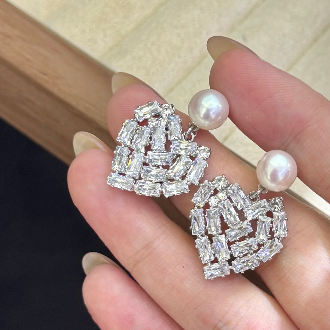 Natural High-Quality Freshwater Pearl Earrings - 3