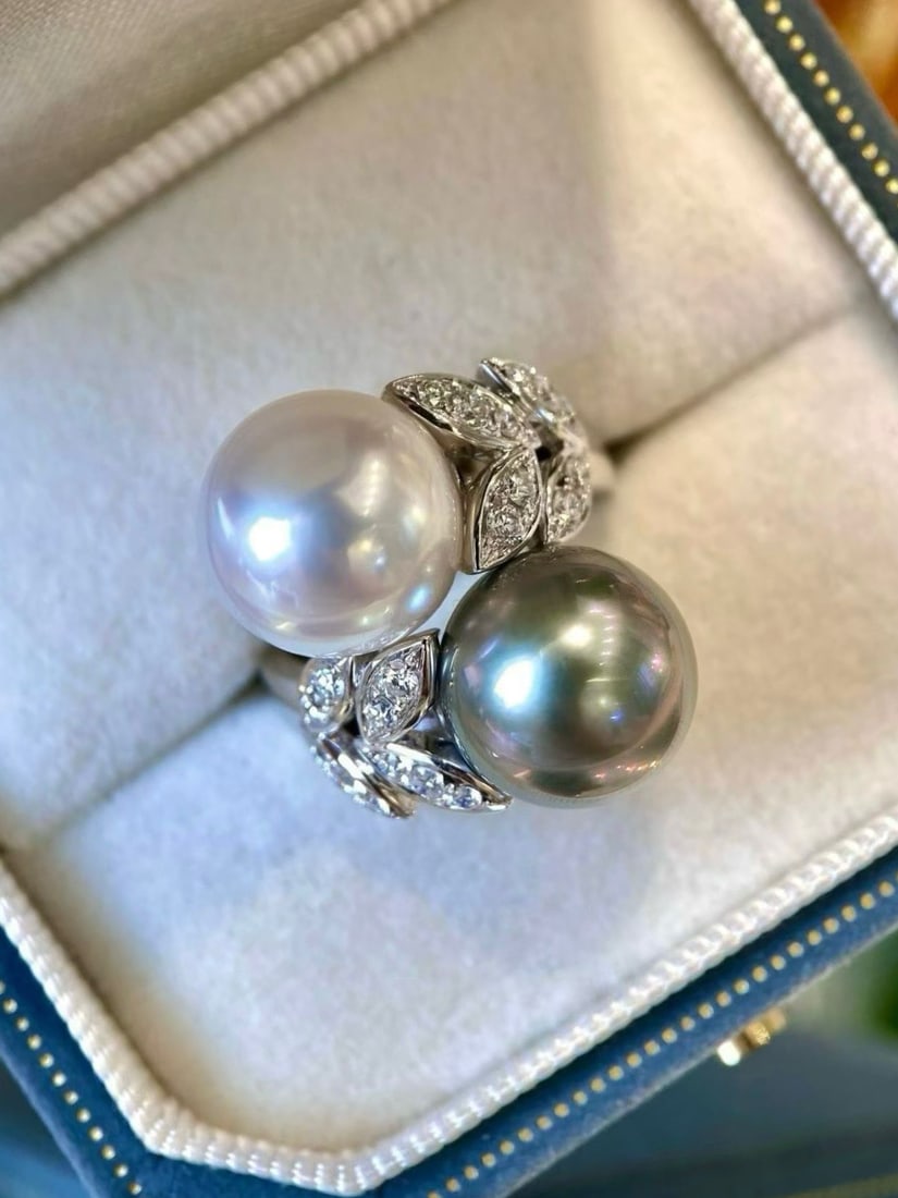 Sterling Silver Pink Aurora Near-Round Edison Pearl and Black Pearl Ring - 2