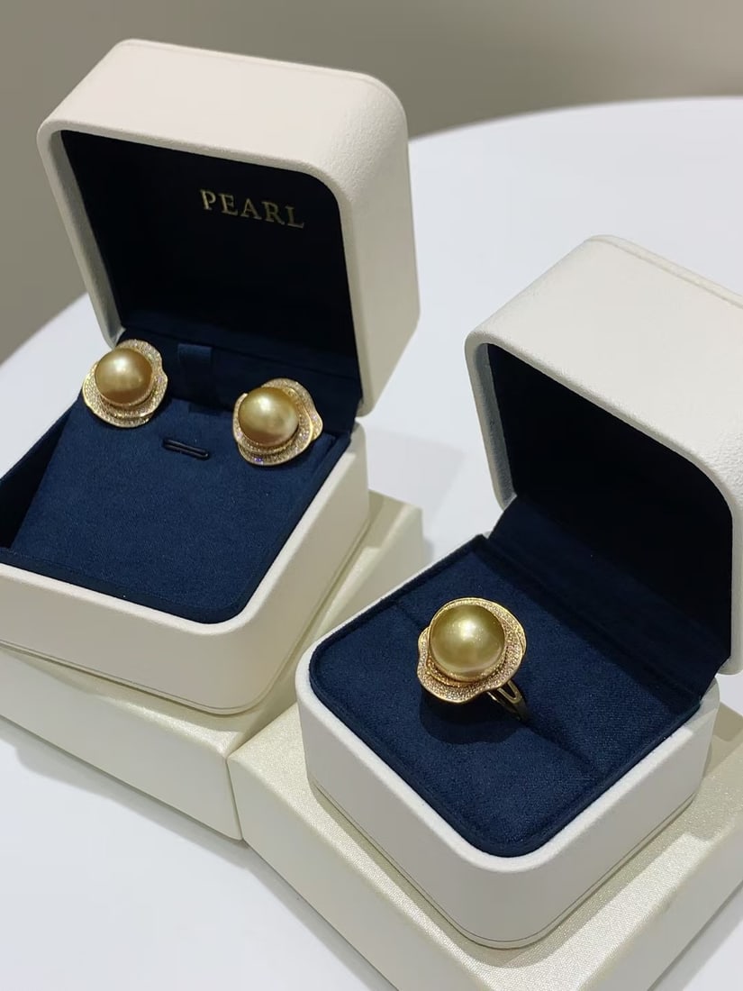 Gold Pearl Set - 2