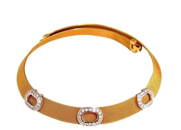 18 Karat DAG Italy Flex Mesh Three Oval Diamonds Necklace 54477: Title: 18 Karat DAG Italy Flex Mesh Three Oval Diamonds Necklace 54477 $12,000.00 PRODUCT DESCRIPTION 1.00ct diamonds flexible mesh necklace. G-color vs-2 clarity. 18kt. yellow gold. Item: 55.1gms.