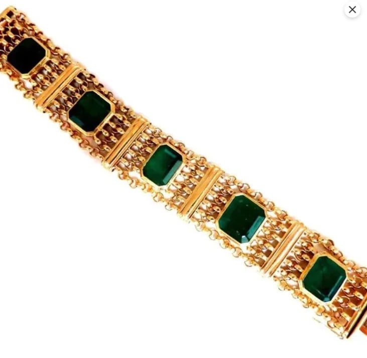 GIA Certified Vintage Emerald Bracelet 60ct 18kt Gold 12238: Title: GIA Certified Vintage Emerald Bracelet 60ct 18kt Gold 12238 $70,000.00 PRODUCT DESCRIPTION Natural Emeralds Vintage Bracelet 60ct. Natural emeralds One random tested by GIA F2 Clarity Emerald, 