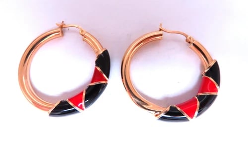 Red Black Enamel Tubular Hoop Earrings 14kt yellow gold 45477: Title: Red Black Enamel Tubular Hoop Earrings 14kt yellow gold 45477 $600.00 PRODUCT DESCRIPTION Red Black Enamel Tubular Hoop Earrings 14kt yellow gold 6.6 grams Comfortable Lever 34mm diameter 6.5mm