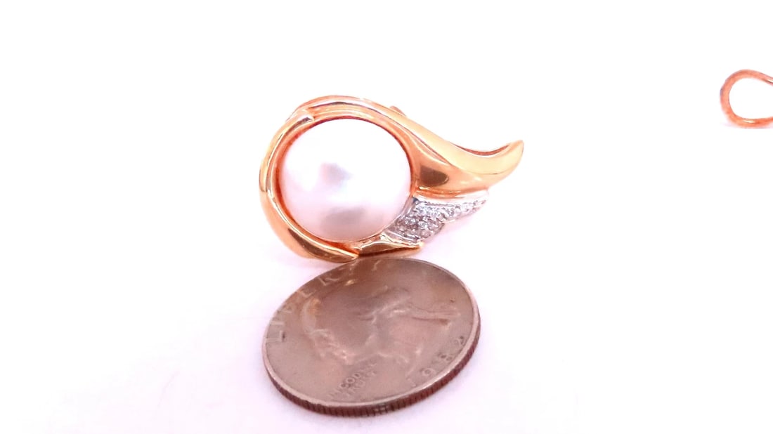 14mm Mabe Pearl Retro Clip Earrings 14kt Gold 12590 - 2
