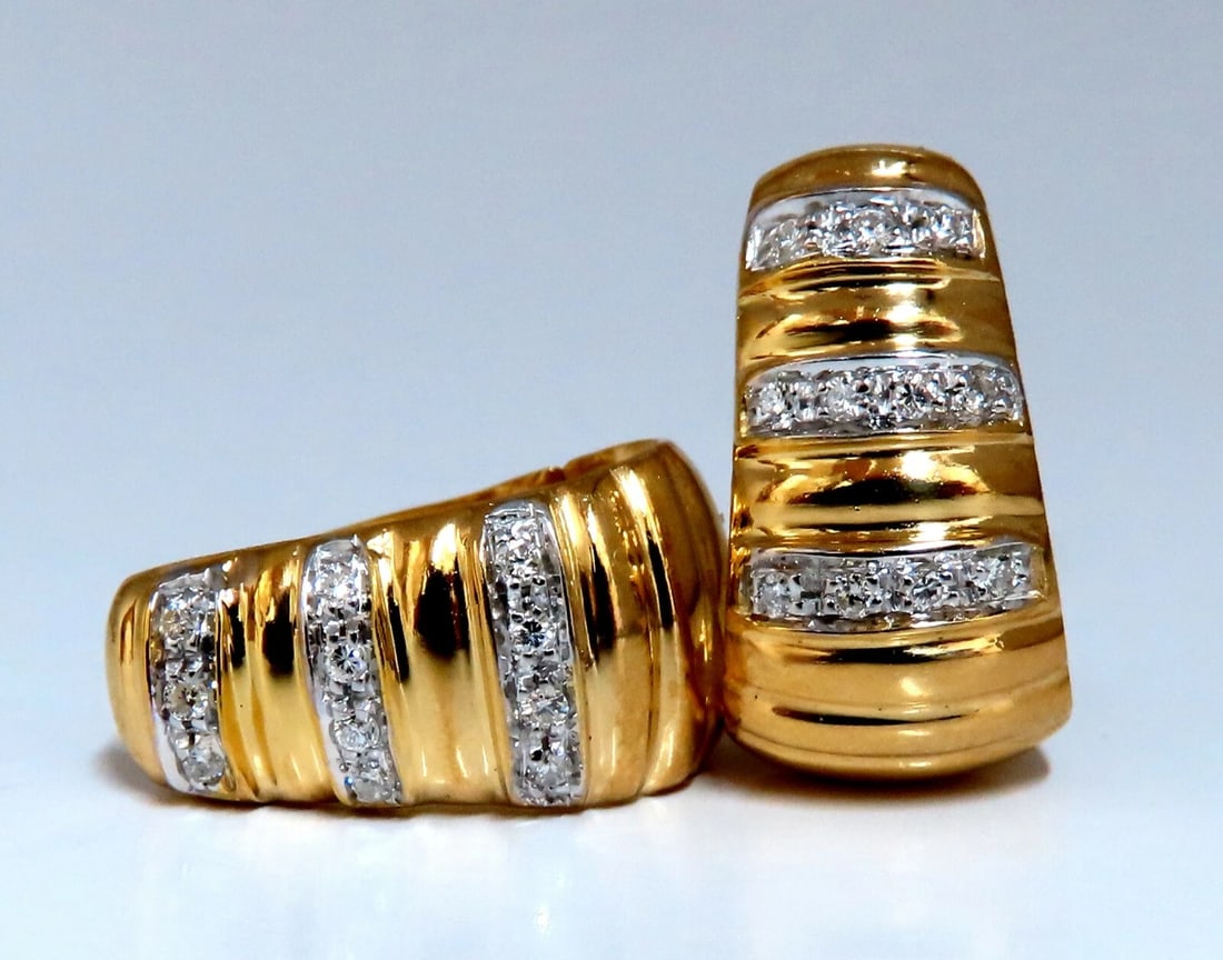 .36ct Natural Diamonds Stripped Staggered Row Bead Set Earrings 18kt Gold: Magnificent Jewels Stripped Lever Diamond earrings. .36ct. Natural diamonds Rounds, full cut. H colors Vs-2 clarity. 18kt. yellow gold. Comfortable clips. 9.1 Grams. 20mm Long 10mm wide All Items
