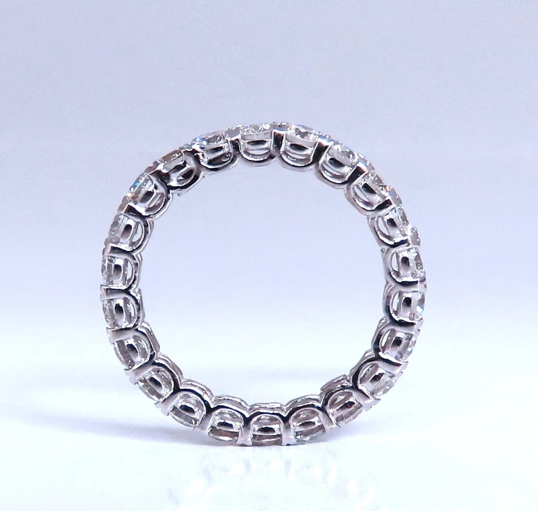 1.80ct Natural Round Diamonds Eternity Ring Sharing Prong G/Vs 14kt gold - 3