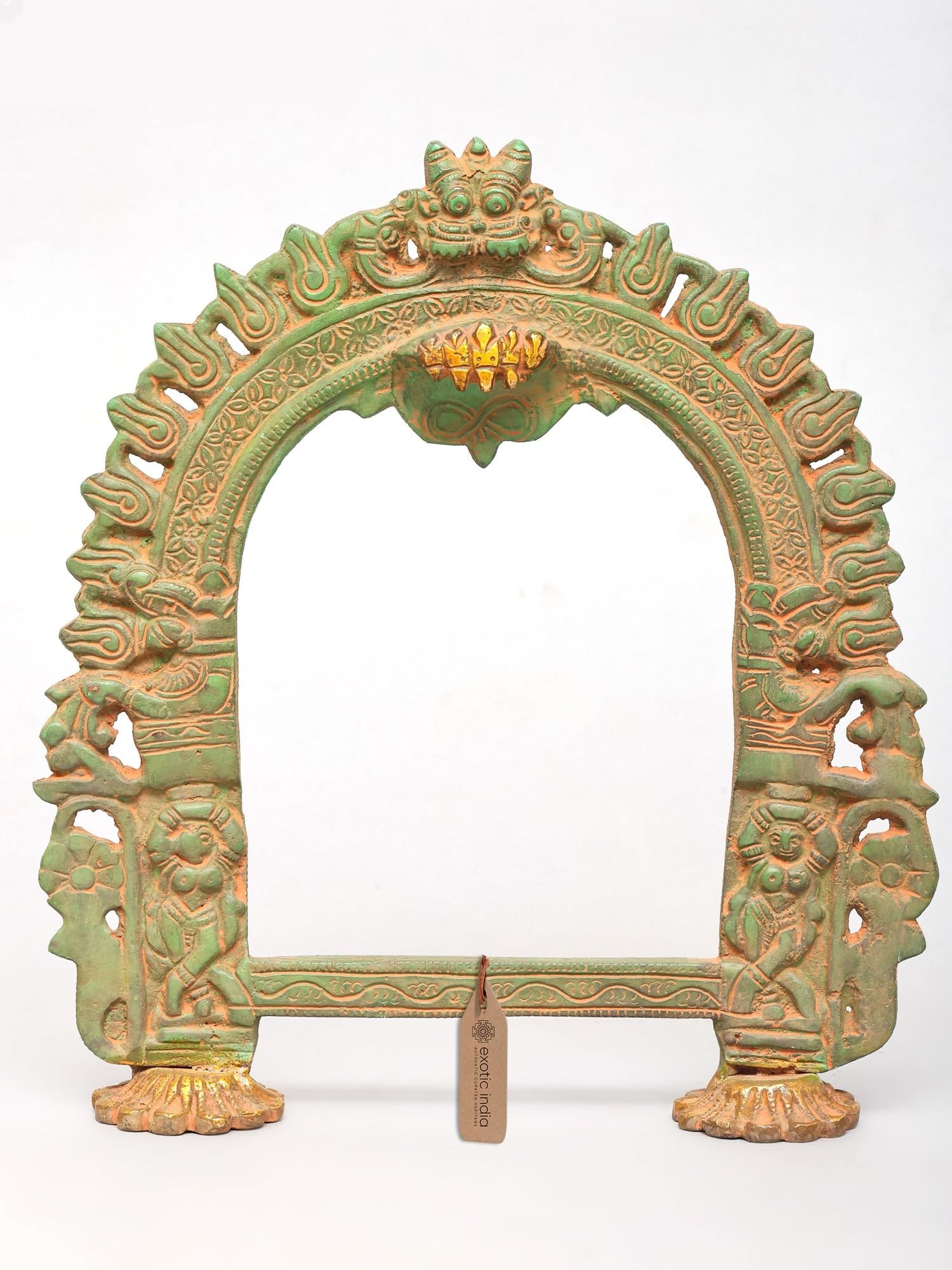 11" Brass Kirtimukha Prabhavali for Deity: Description: 11" Brass Kirtimukha Prabhavali for Deity