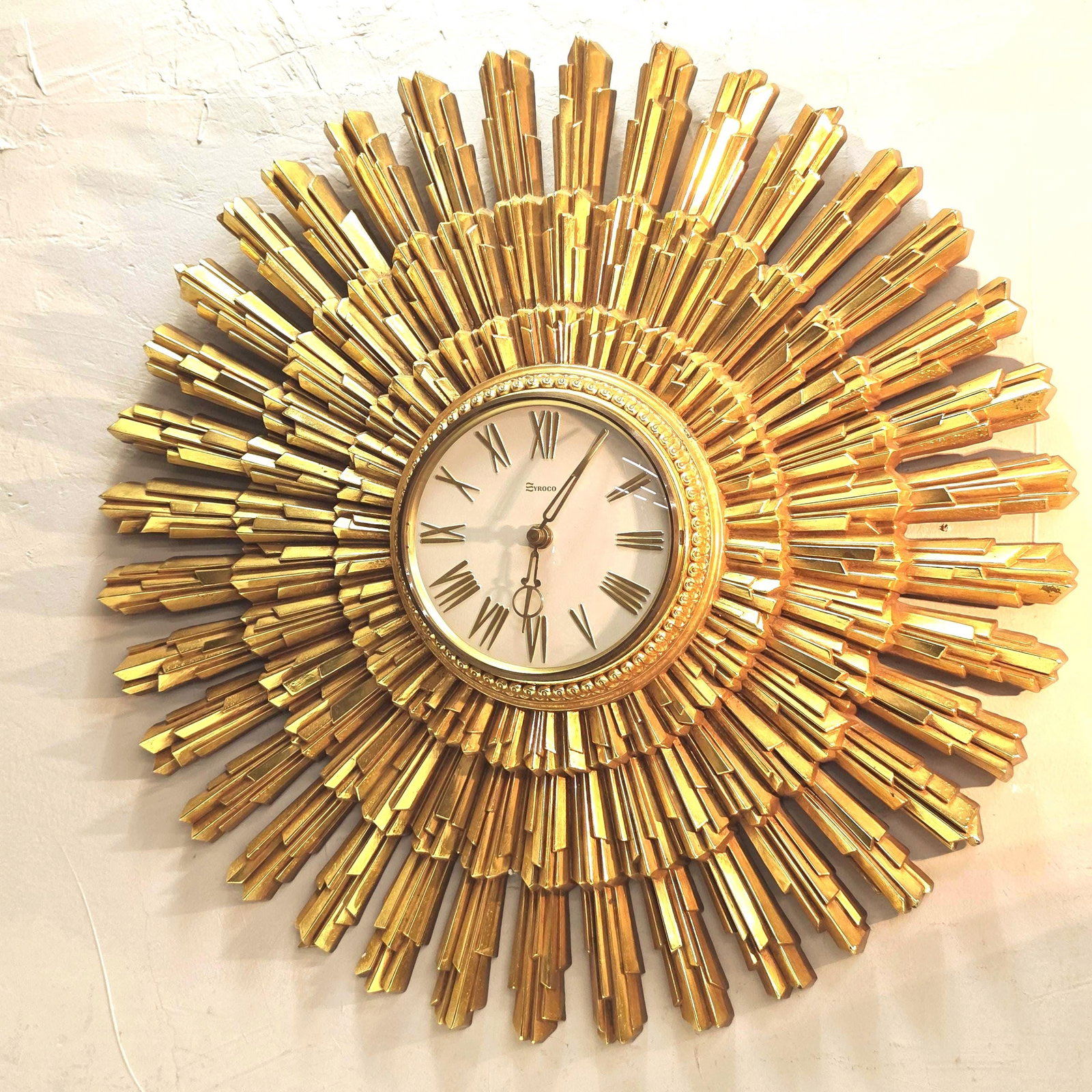 1969 Syroco Large Starburst Wall Clock Gold Gilt, Mid Century Modern Sunburst Statement Decor - 5
