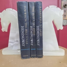 Vintage Onyx Horse Bookends Mid Century Carved Alabaster Chess Knight Stone Desk Decor - 7