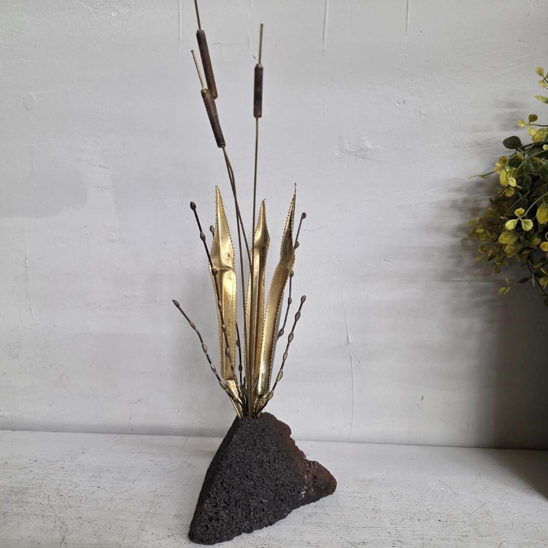 Vintage Brutalist Cattail Sculpture Lava Rock MCM Brass Metal Botanical Organic Shelf Decor - 5