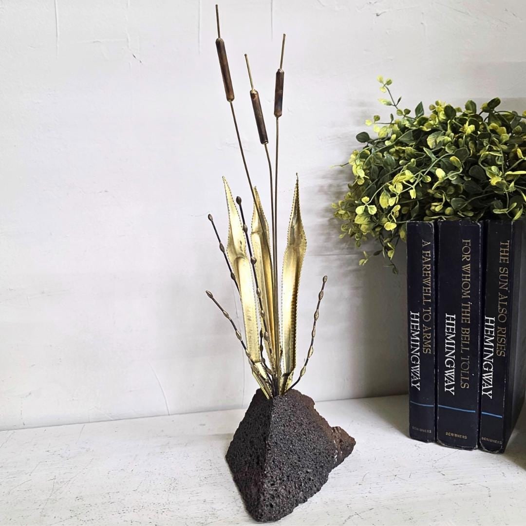 Vintage Brutalist Cattail Sculpture Lava Rock MCM Brass Metal Botanical Organic Shelf Decor - 6